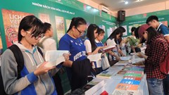 Biến sách cổ thành tài sản của hôm nay