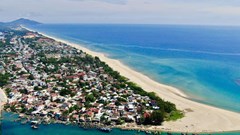 Bao giờ vịnh đẹp thế giới Lăng Cô được đánh thức?