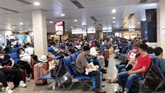  Vé máy bay đã “giảm nhiệt”