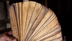   Giữ gìn “báu vật” sách cổ lá cây quý hiếm