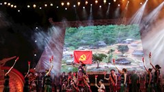 Lung linh sắc màu văn hóa