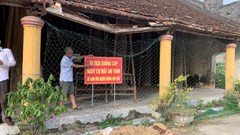 Đình cổ gần 200 năm tuổi ở Thanh Hóa đang chờ... sập?