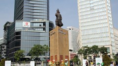 Bao giờ TP.HCM có quy hoạch tượng đài?