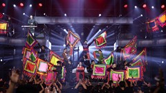  Làm mới âm nhạc dân tộc để thêm yêu văn hóa Việt