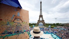 Họa sĩ vẽ tranh bóng chuyền bãi biển tại Thế vận hội 2024