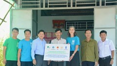 425 gia đình dễ bị tổn thương do biến đổi khí hậu được nhận nhà an toàn