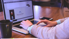 Australia: Nhân viên có quyền “mặc kệ sếp” ngoài giờ làm việc