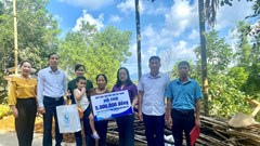  Hỗ trợ trẻ em khó khăn ở Hòa Bình