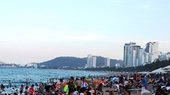 Du lịch Khánh Hòa sớm cán đích 9 triệu khách