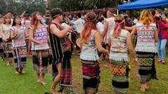  Nhân lên giá trị nghề dệt của người Mạ