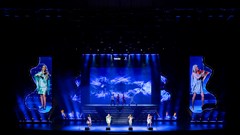  Trải nghiệm âm nhạc đỉnh cao trên sân khấu Việt