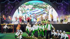  Đồng bào Thổ gìn giữ nhịp cồng chiêng