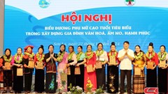  Hội nghị biểu dương phụ nữ cao tuổi tiêu biểu toàn quốc