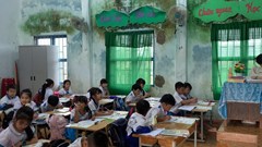 Thầy trò vẫn “liều mình” dạy và học