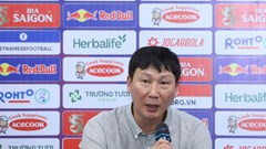 Con đường riêng cho HLV Kim Sang-sik
