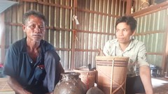 Gìn giữ để bản sắc không “rời làng”