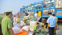 Cuộc chiến chống buôn lậu cuối năm