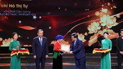  Người phụ nữ Mường và hành trình “thắp sáng” bản làng