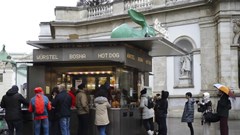 “Văn hóa quầy xúc xích ở Vienna” được ghi danh là Di sản văn hóa phi vật thể