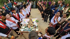  Hút khách bằng văn hóa Chăm