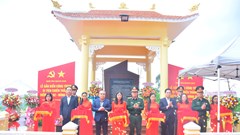 Gắn biển công trình Di tích chiến thắng Điểm cao 62 - Đông Giáp