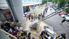 Cơn sốt bóng đá trở lại