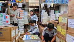  Sách giả, hại thật