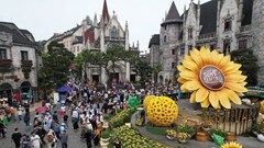 Sun World Ba Na Hills đón lượng khách kỷ lục trong lịch sử 16 năm