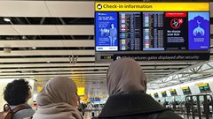 Xu hướng toàn cầu trong kiểm soát nhập cảnh