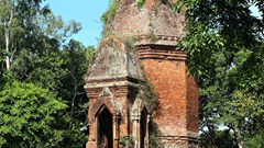 Gần 8,39 tỉ đồng bảo tồn di tích tháp Chăm Bằng An