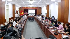 Những ai sẽ bị gọi tên khi “làm điểm” hạn chế trên báo chí, sân khấu…?