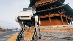 Chó robot bảo vệ ngôi chùa gần 1.000 năm tuổi ở Trung Quốc