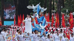 Bản hùng ca với sắc màu tuổi trẻ