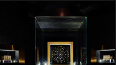 Sotheby's hoãn đấu giá đá quý liên quan Đức Phật sau sức ép từ Ấn Độ