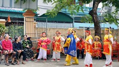Giữ hồn tuồng, giữ nếp làng