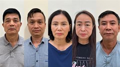 Người dân chỉ biết “ngậm đắng nuốt cay”