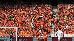 Từ cải cách hành chính đến tái cấu trúc nền bóng đá