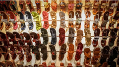 Doanh số dép Kolhapuri Ấn Độ tăng vọt sau tranh cãi với Prada