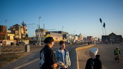 Nguy cơ trầm cảm cao gấp ba lần ở giới trẻ vùng biển Anh