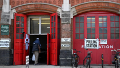 Anh đề xuất hạ độ tuổi cử tri xuống 16