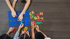 Dự luật cấm dạy tiếng Anh cho trẻ dưới 3 tuổi gây tranh cãi