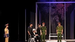 Khi kịch chính luận chạm đến trái tim khán giả