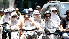 Hà Nội ngột ngạt trong cơn nóng kỷ lục