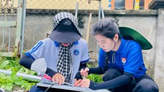  Thanh niên tình nguyện trong trận lũ lịch sử