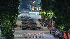 Cẩm nang an toàn cho gia đình đi xem tổng hợp luyện diễu binh, diễu hành tối 24.8 