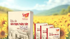  Chạm vào “dấu son chói lọi” của dân tộc qua từng trang sách