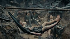 Kỷ lục doanh thu và sức hút “vô tiền khoáng hậu”