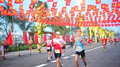 Những bước chân nối dài khát vọng