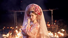 Hoà Minzy nhận Bằng khen của Bộ VHTTDL