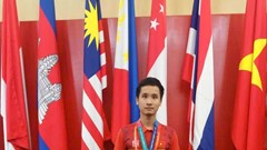 Vượt qua bóng tối nhờ yêu thương và sẻ chia